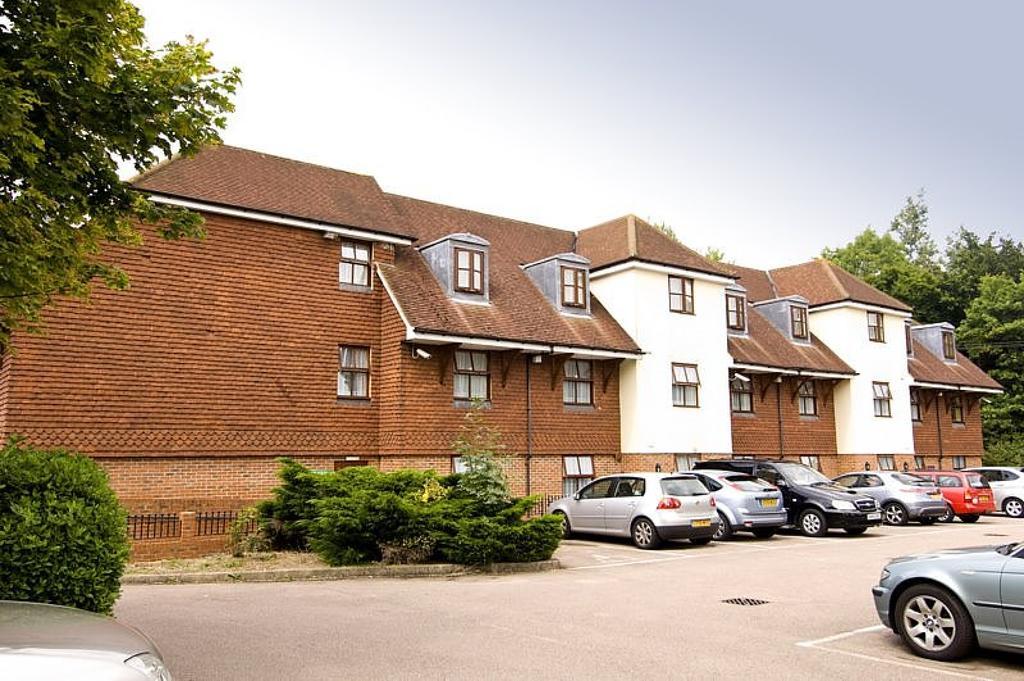 Premier Inn London Gatwick Airport South - London Road Crawley  Eksteriør bilde